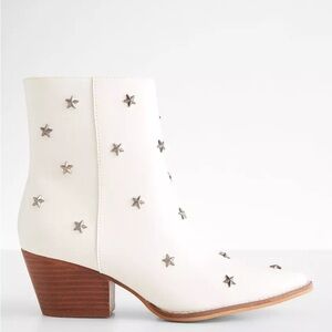 Star studded boot